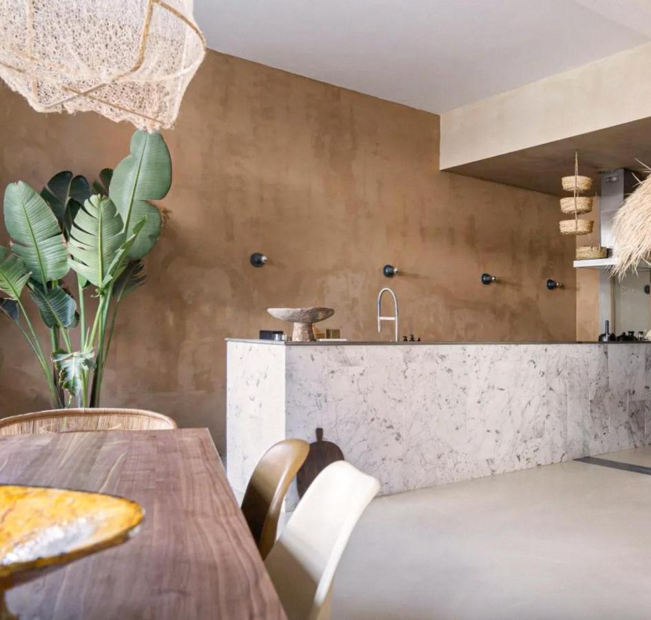 Haert Boutique Wellness Suites City Centre ฮาร์เลม ภายนอก รูปภาพ