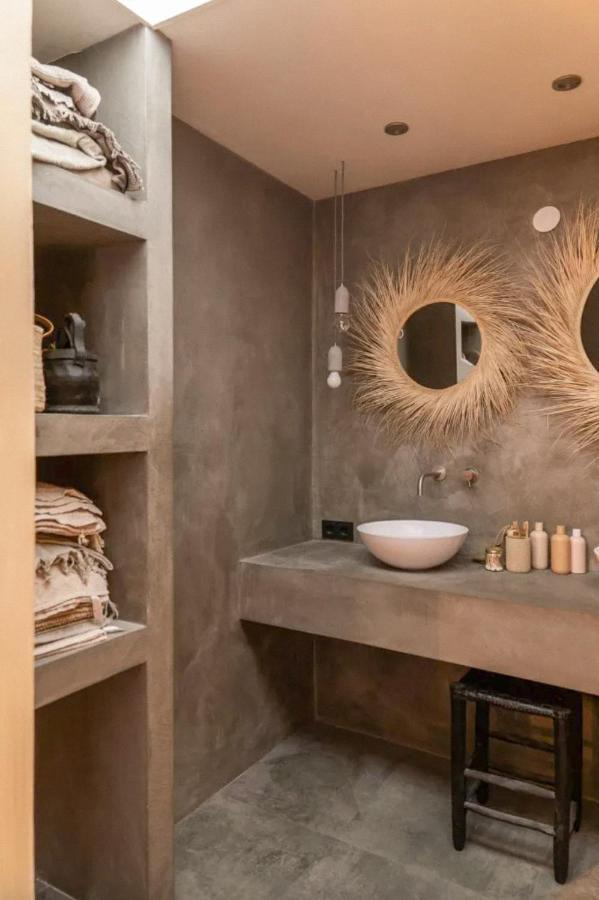 Haert Boutique Wellness Suites City Centre ฮาร์เลม ภายนอก รูปภาพ